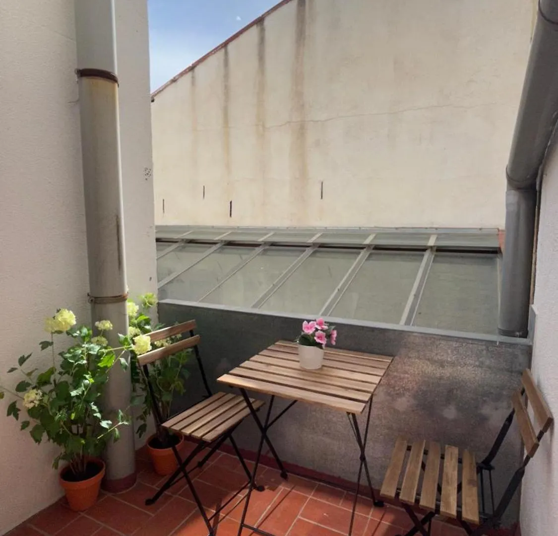 Se Centrico Con Terraza Lägenhet Terrassa Spanien